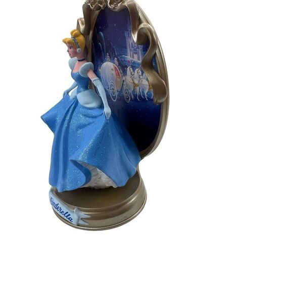 1997 NEW Hallmark Keepsake Christmas Ornament Disneys Cinderella First in Series - Picture 14 of 16